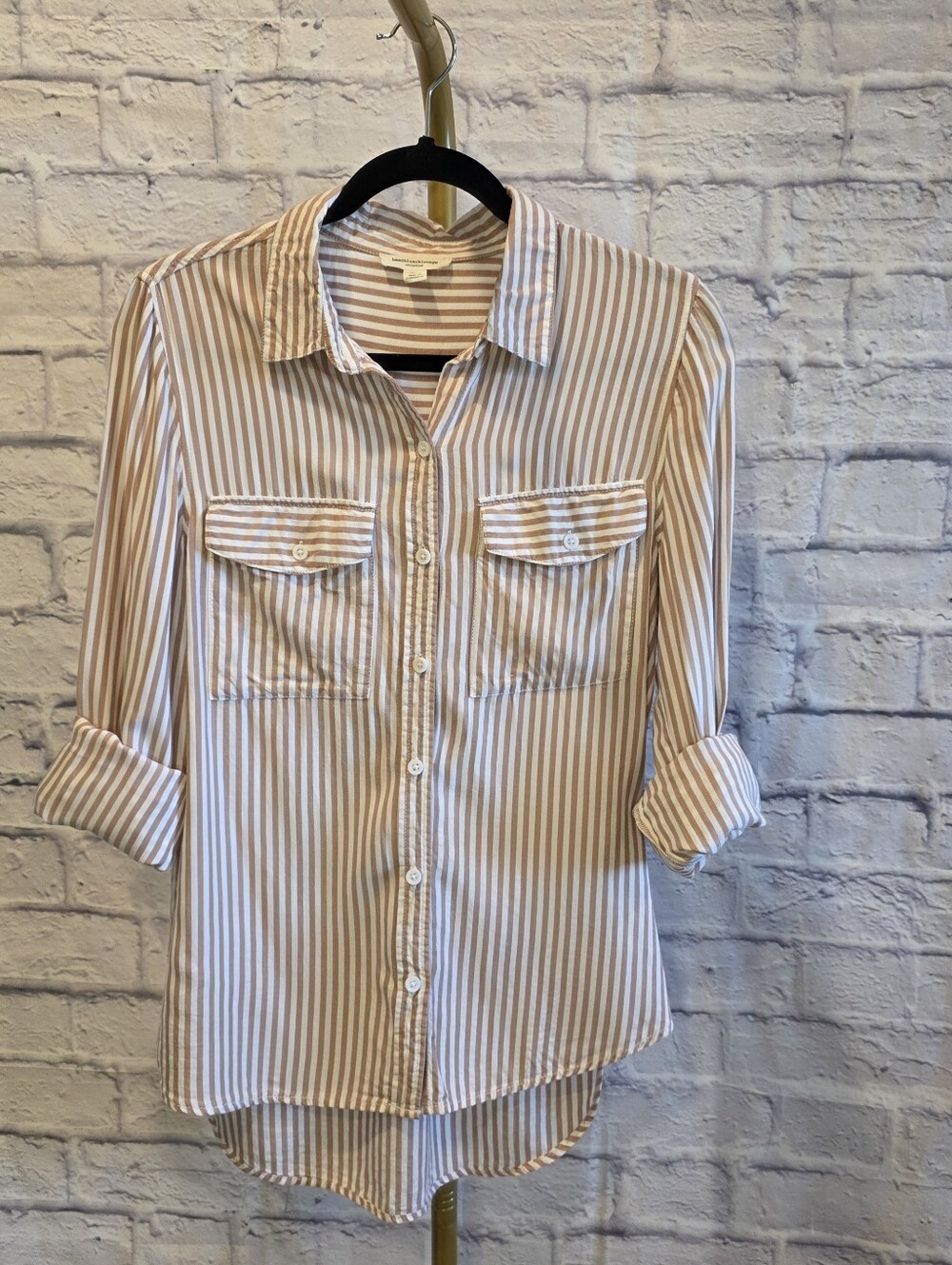 BeachLunchLounge Tan Stripe Button Up Shirt Size S